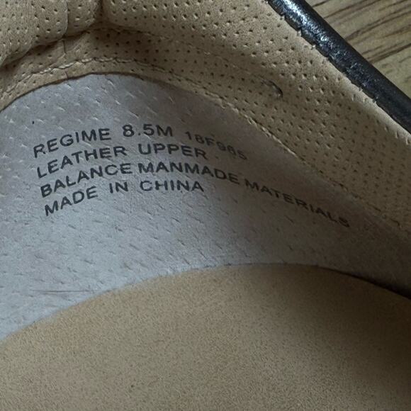 Naked Feet Regime Platform Ballet Flats Shoes Womens Sz 8.5M Pewter Leather $125 - Picture 7 of 7